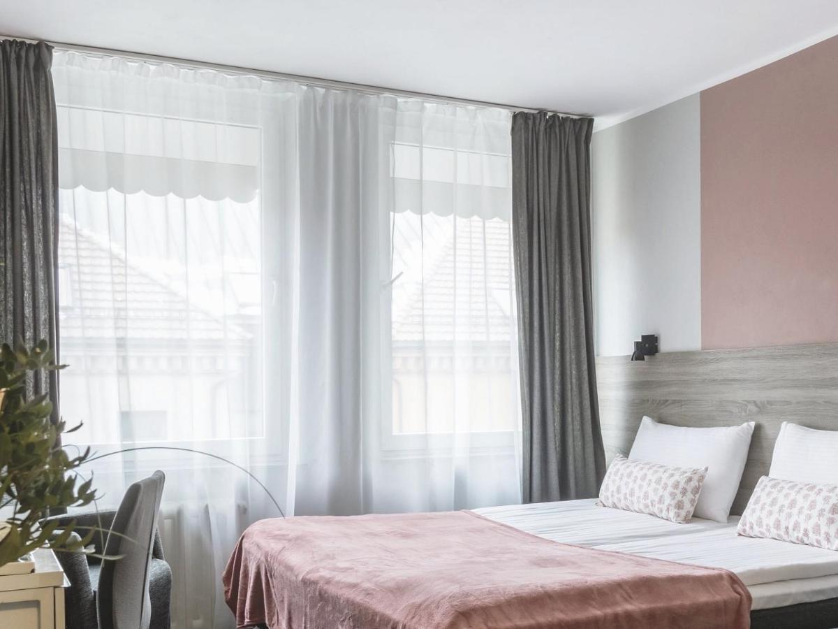 Park Hotel VNO Dış mekan fotoğraf